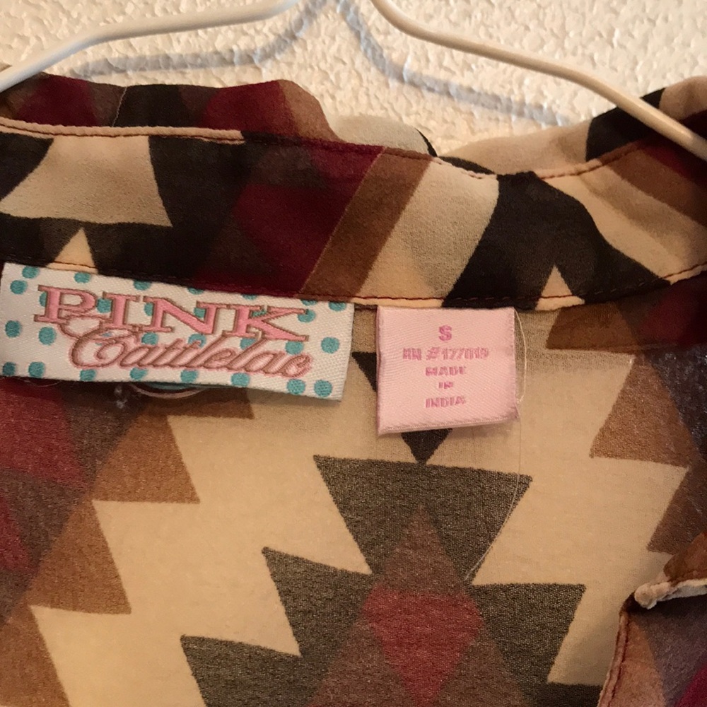 Button up top - Picture 2 of 5